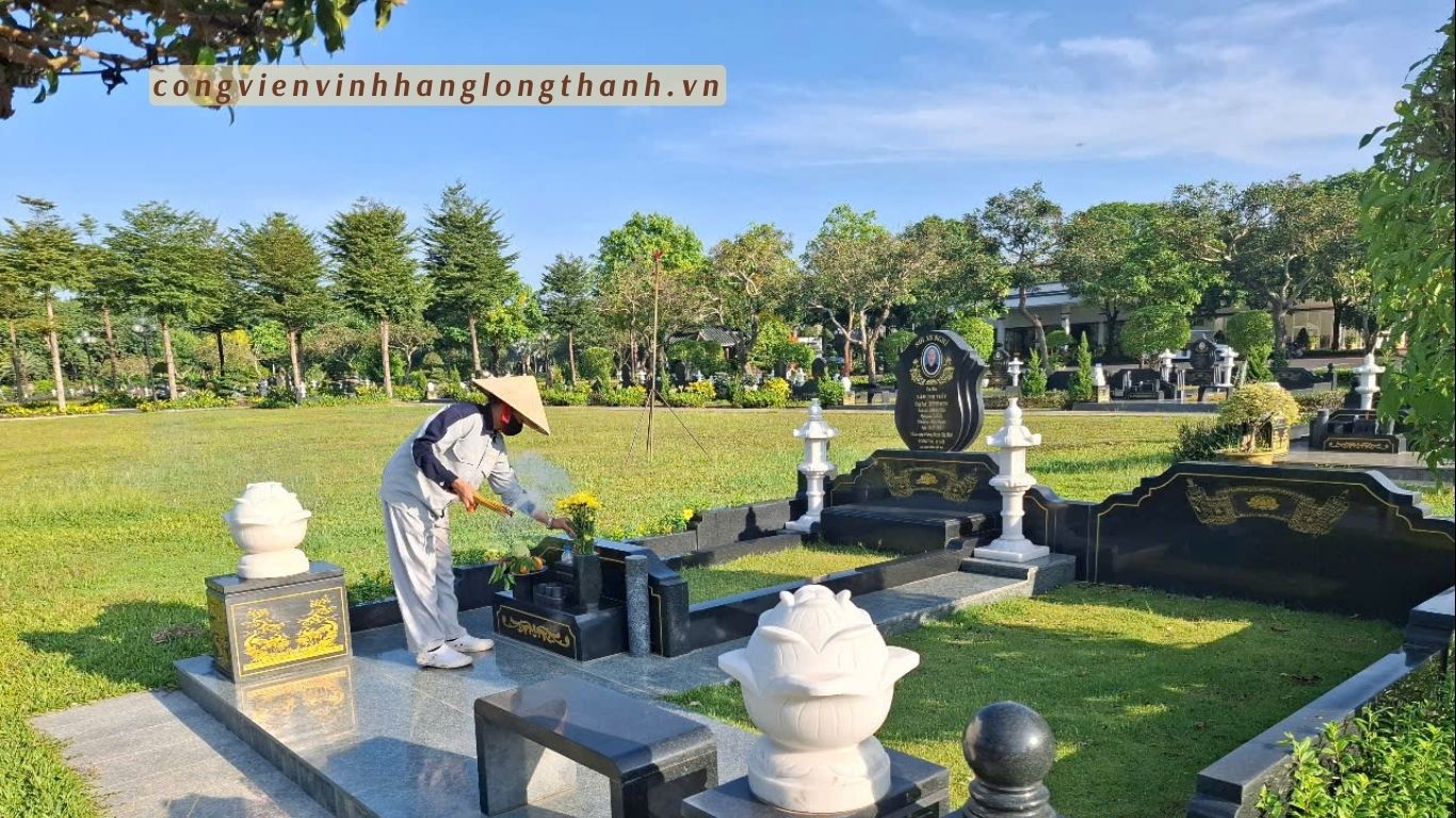 Mộ đôi đá đen Ấn Độ sang trọng tại Công viên Vĩnh Hằng Long Thành